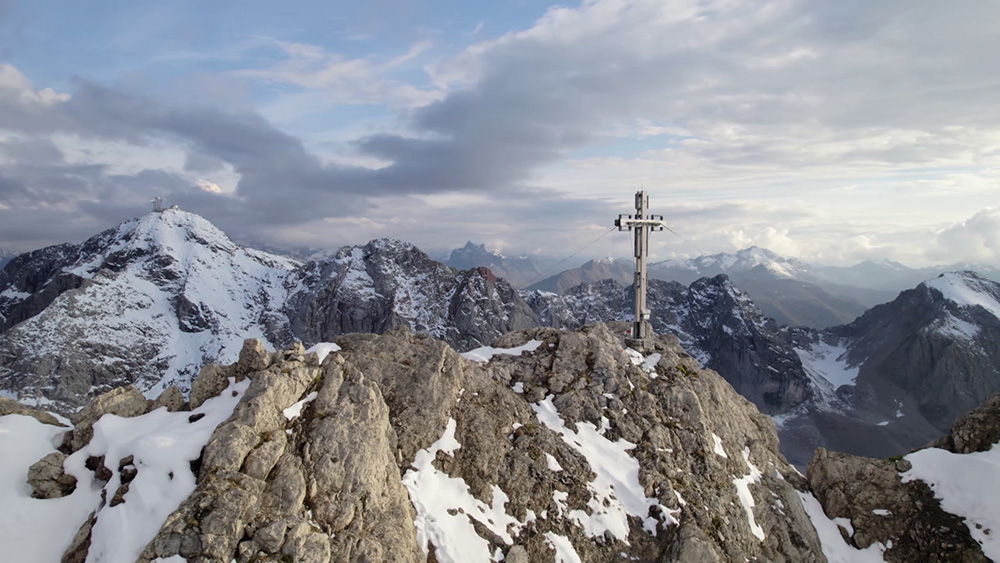 Land der Berge Über alle Berge – Weitwandern am Arlbergtrail
